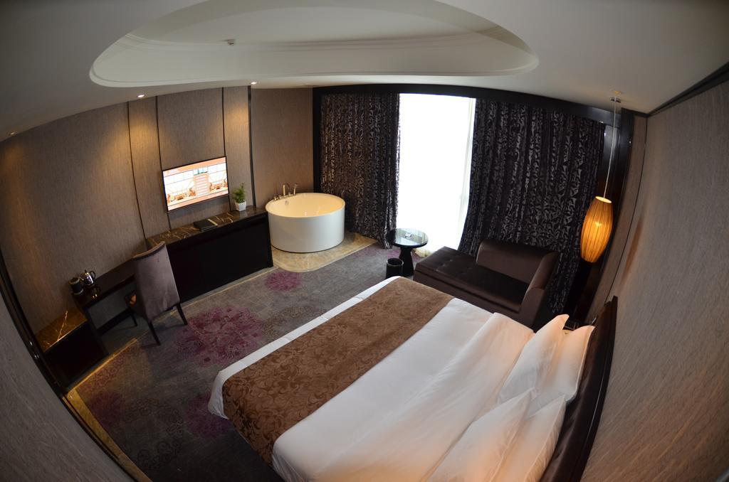 Xiamen Wanjia International Hotel Room photo